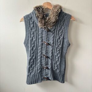 Red Camel Gray Knit Zip-Up Vest with Faux Fur Hood